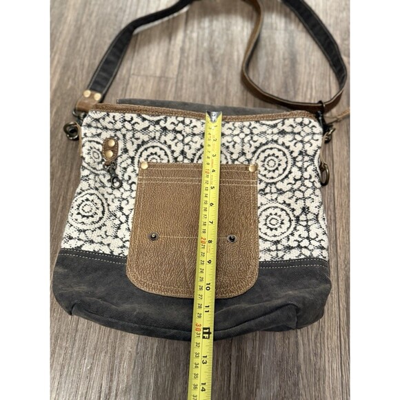 Myra Bag Pivot Print With Adjustable‎ Strap & Zipper Shoulder Bag - Picture 3 of 9